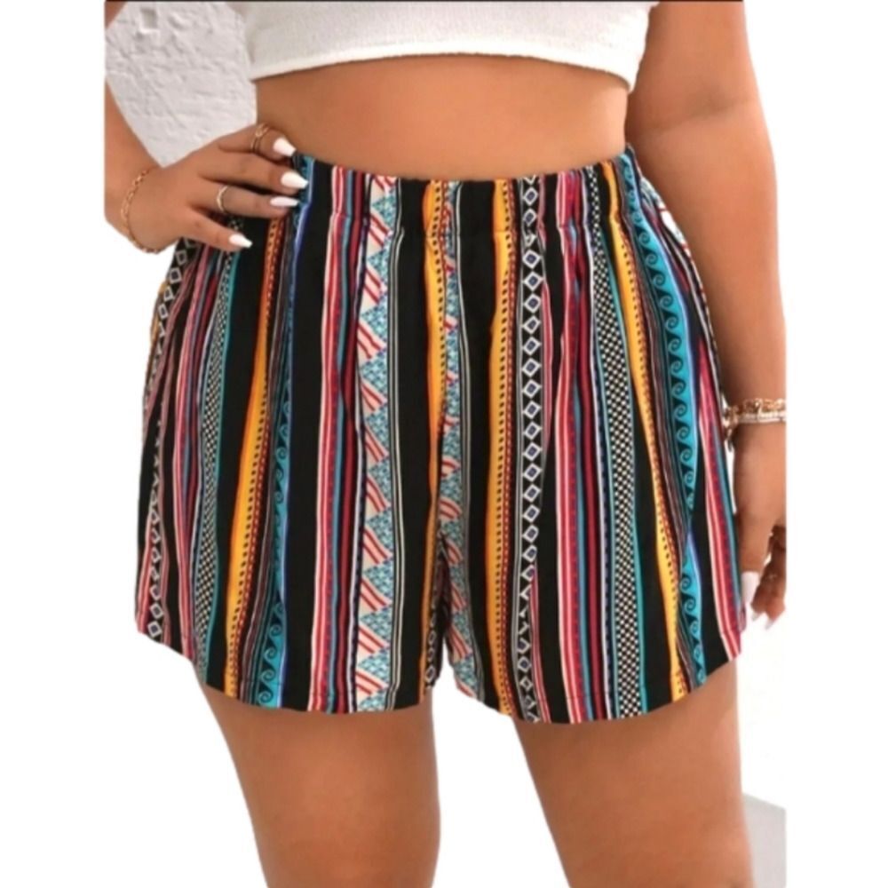 Women's Super cute plus size tribal print shorts sz 3x